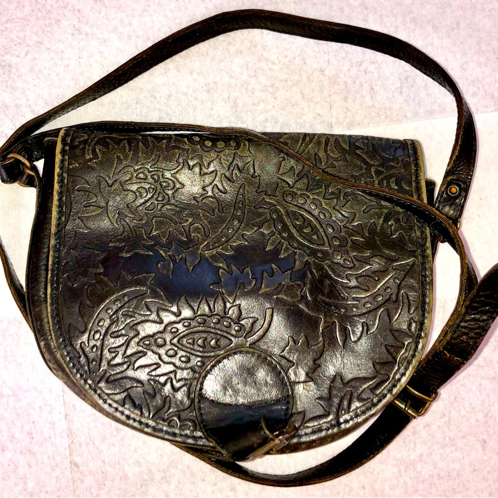 Vintage Ann Taylor Leather Crossbody Purse (Needs TLC)